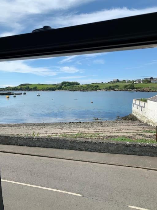 Cladach Cottage - Seafront Isle of Whithorn Екстериор снимка